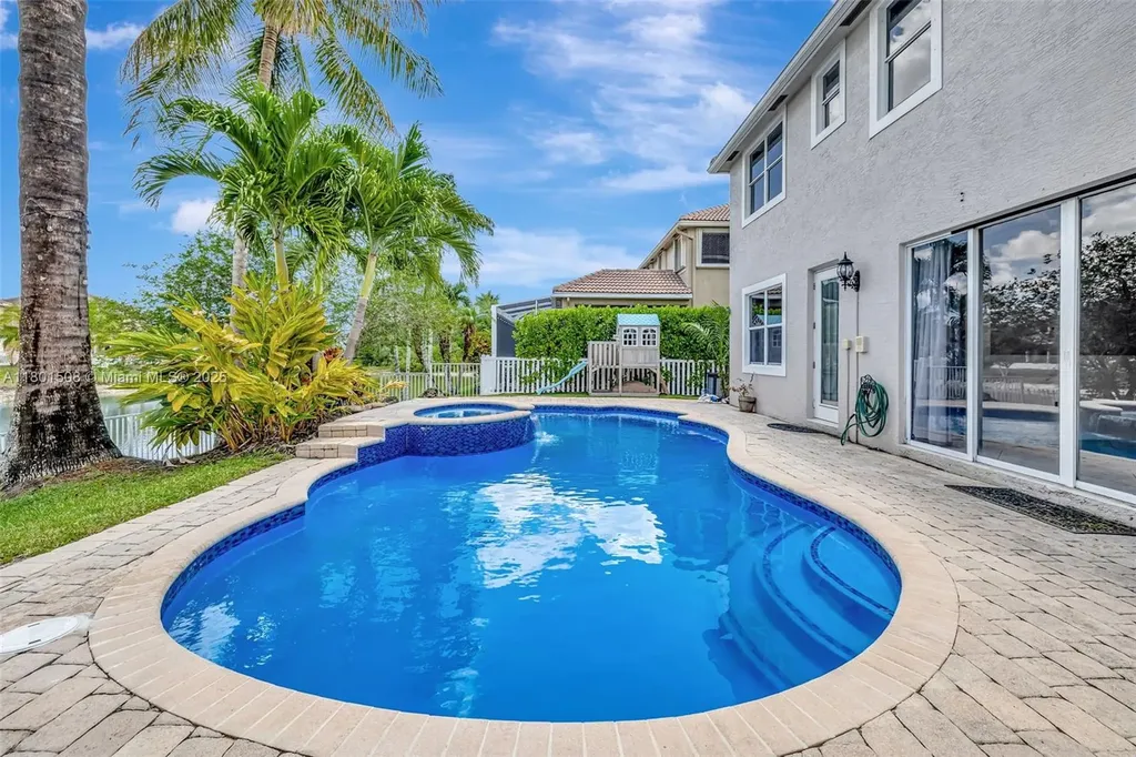 12339 NW 25th Street Coral Springs FL 33065