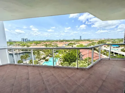 3610 Yacht Club Drive Aventura FL 33180