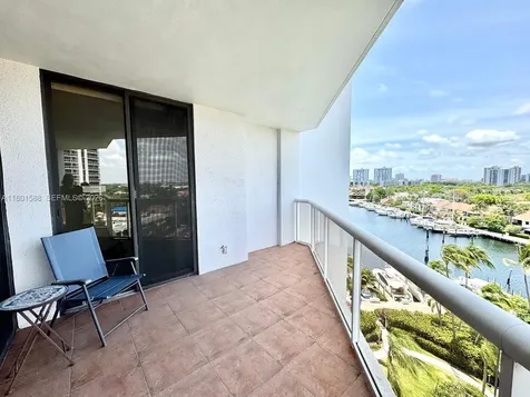 3610 Yacht Club Drive Aventura FL 33180