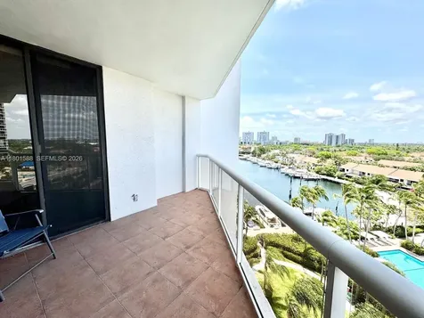 3610 Yacht Club Drive Aventura FL 33180