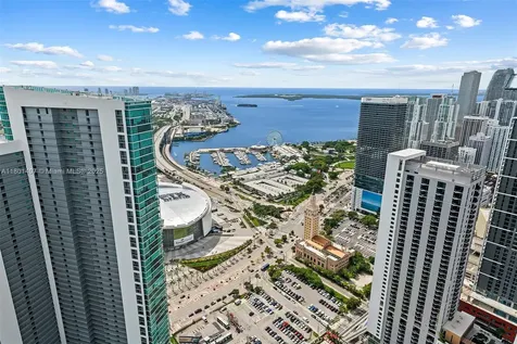 851 NE 1st Avenue Miami FL 33132