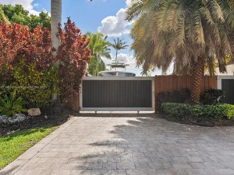 17091 SW 156th Court Miami FL 33187