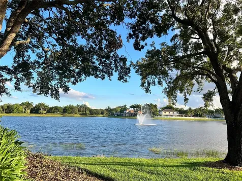 1192 Chinaberry Drive Weston FL 33327