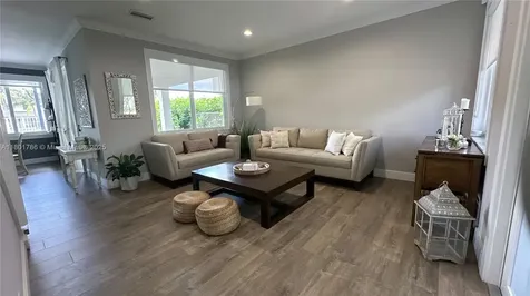 1192 Chinaberry Drive Weston FL 33327