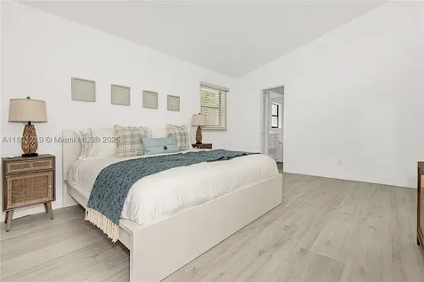 216 SE 9th Street Dania Beach FL 33004