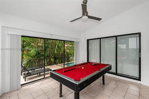 216 SE 9th Street Dania Beach FL 33004