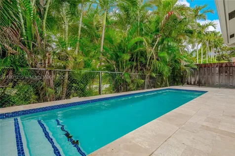 216 SE 9th Street Dania Beach FL 33004