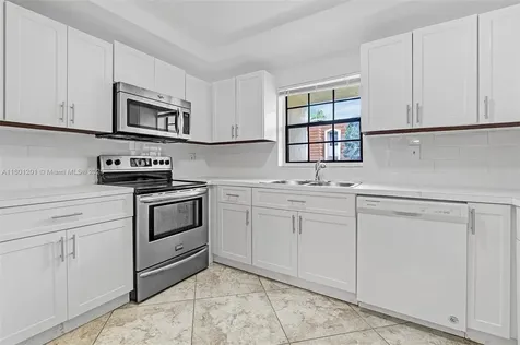 125 NW 115th Terrace Plantation FL 33325