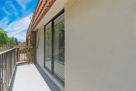 125 NW 115th Terrace Plantation FL 33325