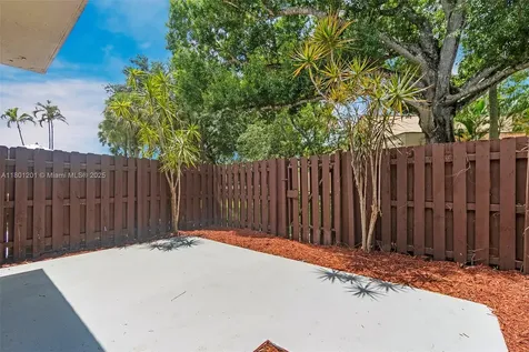 125 NW 115th Terrace Plantation FL 33325