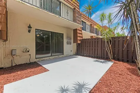 125 NW 115th Terrace Plantation FL 33325