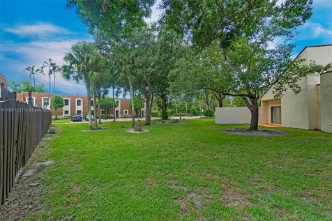 125 NW 115th Terrace Plantation FL 33325