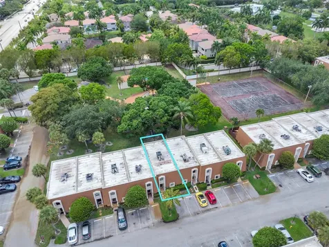 125 NW 115th Terrace Plantation FL 33325