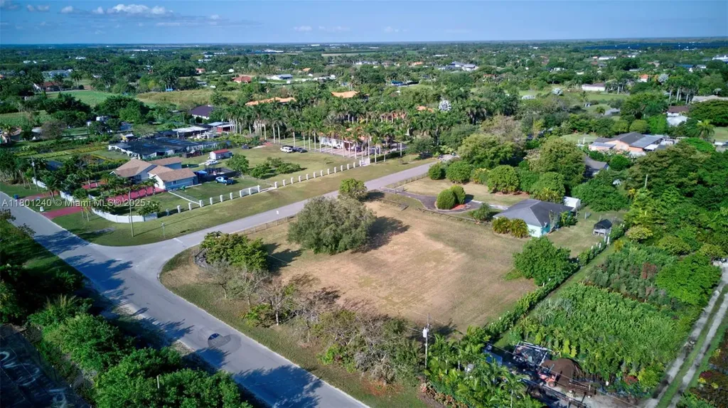 20707 SW 240th Street Homestead FL 33031