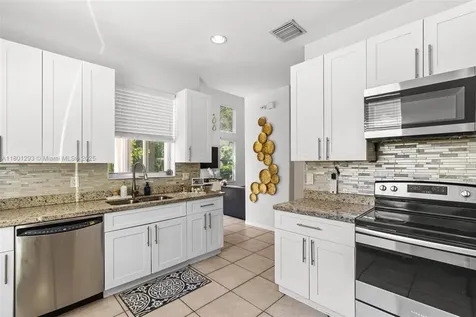 5832 NW 120th Avenue Coral Springs FL 33076