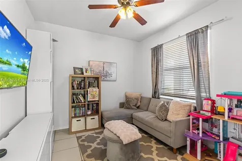 5832 NW 120th Avenue Coral Springs FL 33076