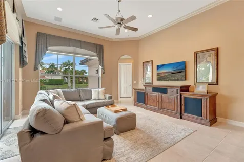 12668 NW 74th Place Parkland FL 33076
