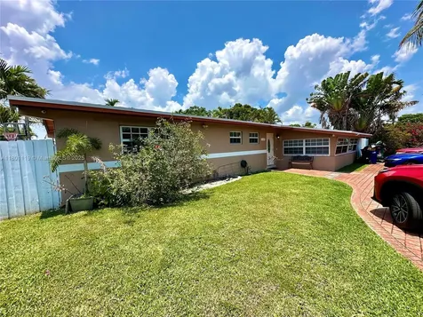 21000 NE 26th Avenue Miami FL 33180