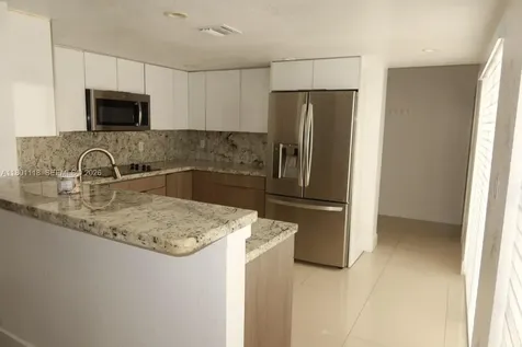 8098 NW 99th Terrace Hialeah Gardens FL 33016