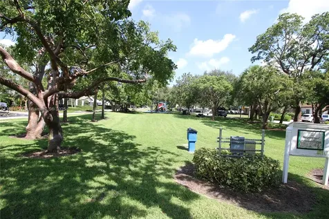 804 SE 10th Street Fort Lauderdale FL 33316