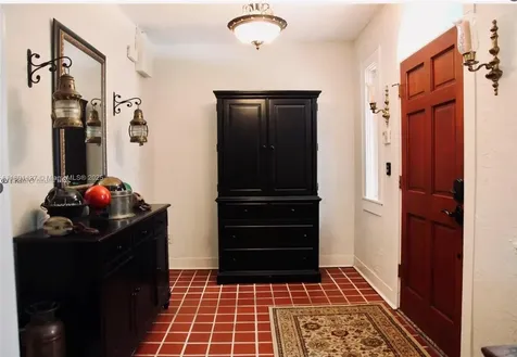 804 SE 10th Street Fort Lauderdale FL 33316