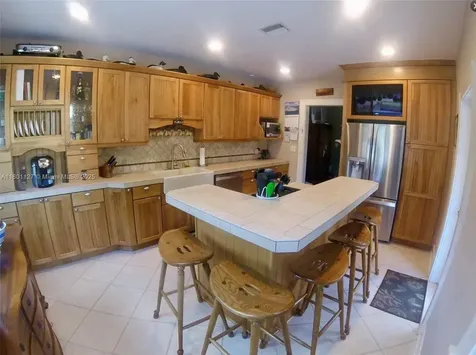 804 SE 10th Street Fort Lauderdale FL 33316