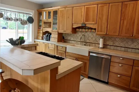 804 SE 10th Street Fort Lauderdale FL 33316