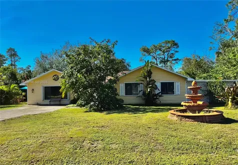413 Richmond Avenue N Lehigh Acres FL 33972