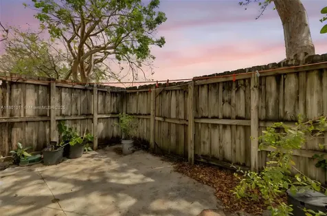 461 NE 21st Terrace Homestead FL 33033
