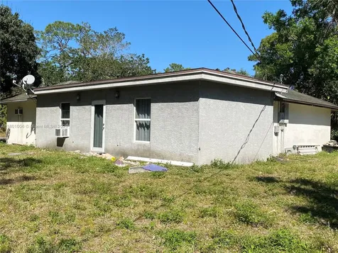 8007 Pensacola Road Fort Pierce FL 34951