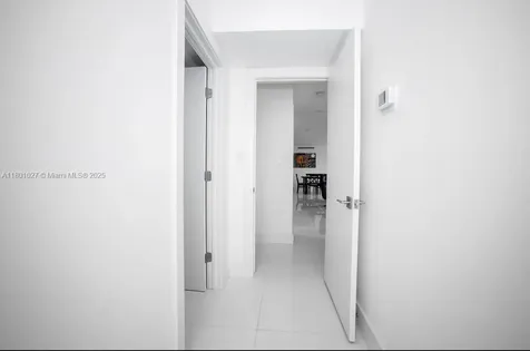 5600 Collins Avenue Miami Beach FL 33140