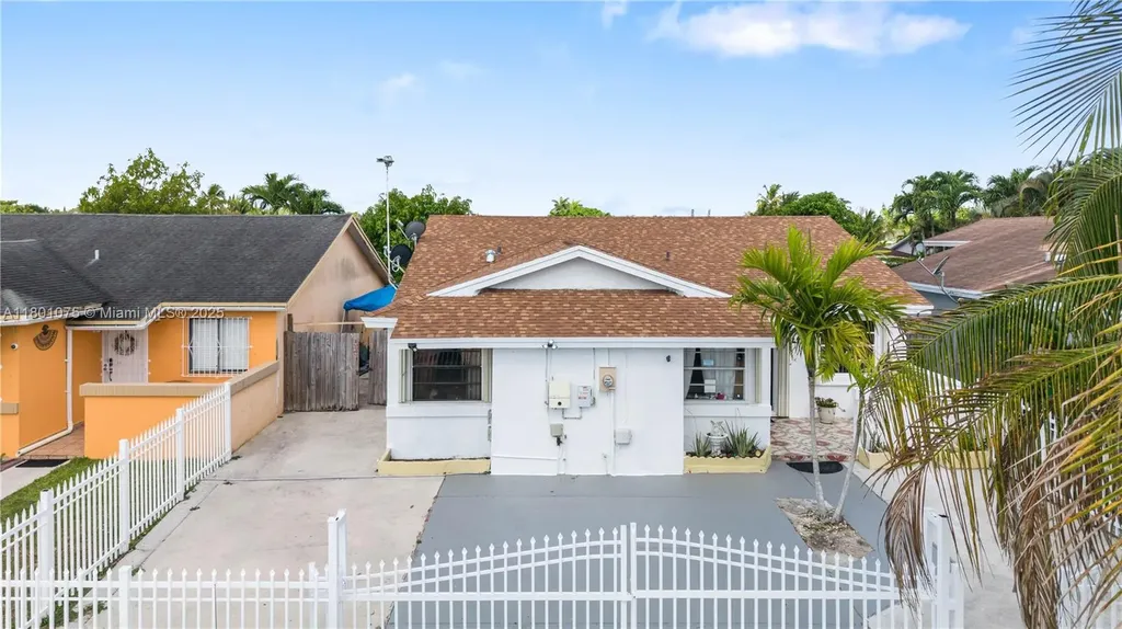 19276 SW 123rd Avenue Miami FL 33177
