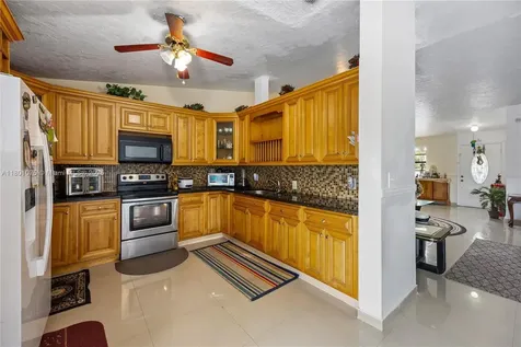 19276 SW 123rd Avenue Miami FL 33177