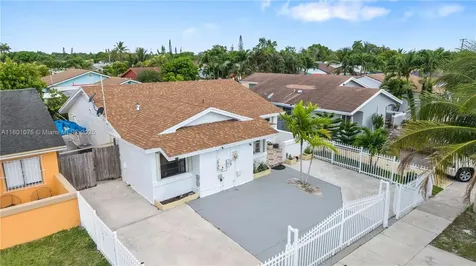 19276 SW 123rd Avenue Miami FL 33177