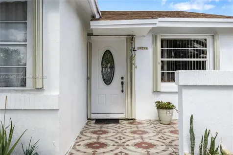 19276 SW 123rd Avenue Miami FL 33177