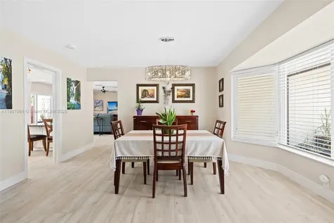 5318 Garfield Street Hollywood FL 33021