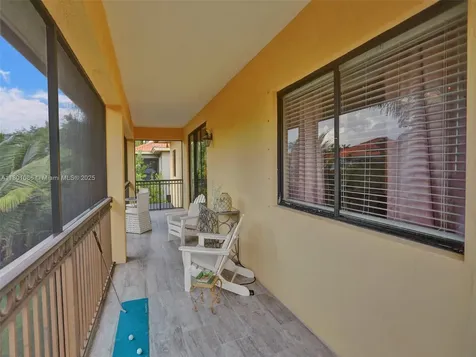 19030 SW 74th Avenue Cutler Bay FL 33157