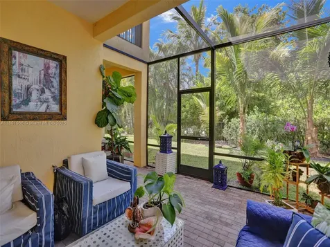 19030 SW 74th Avenue Cutler Bay FL 33157