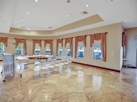 19030 SW 74th Avenue Cutler Bay FL 33157