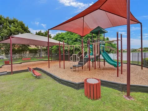 19030 SW 74th Avenue Cutler Bay FL 33157