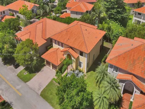 19030 SW 74th Avenue Cutler Bay FL 33157