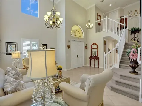 19030 SW 74th Avenue Cutler Bay FL 33157