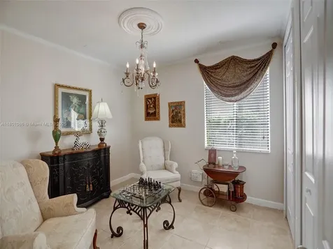 19030 SW 74th Avenue Cutler Bay FL 33157