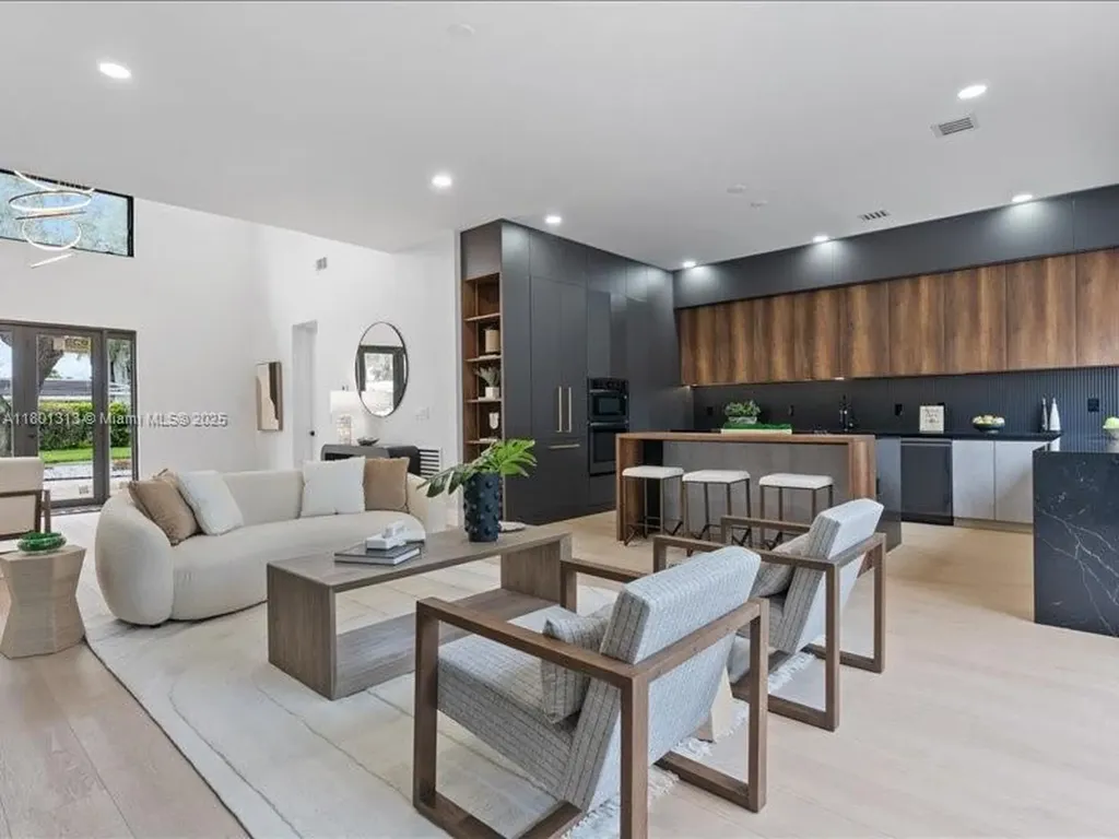 259 Lombardy Avenue Lauderdale By The Sea FL 33308