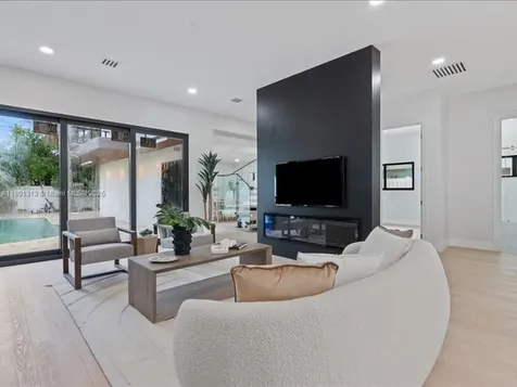 259 Lombardy Avenue Lauderdale By The Sea FL 33308
