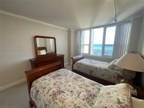 3505 S Ocean Drive Hollywood FL 33019