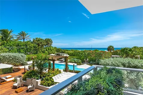125 Ocean Drive Miami Beach FL 33139