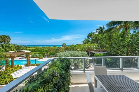 125 Ocean Drive Miami Beach FL 33139