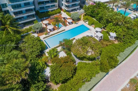 125 Ocean Drive Miami Beach FL 33139