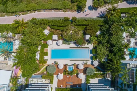 125 Ocean Drive Miami Beach FL 33139